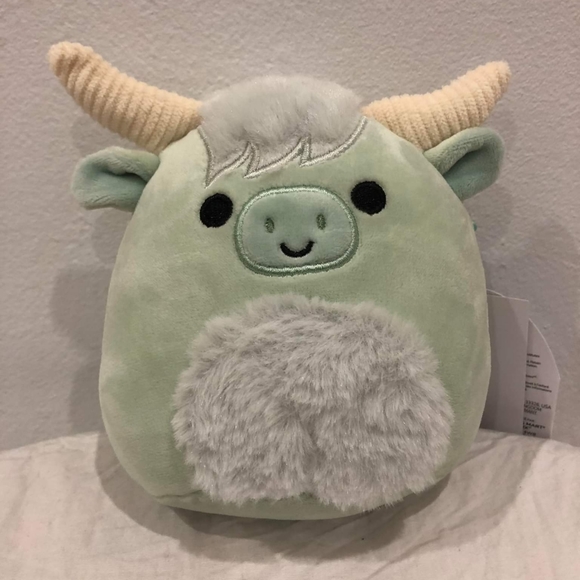 Squishmallows Other - Highland Cow Squishmallow Iver 5"